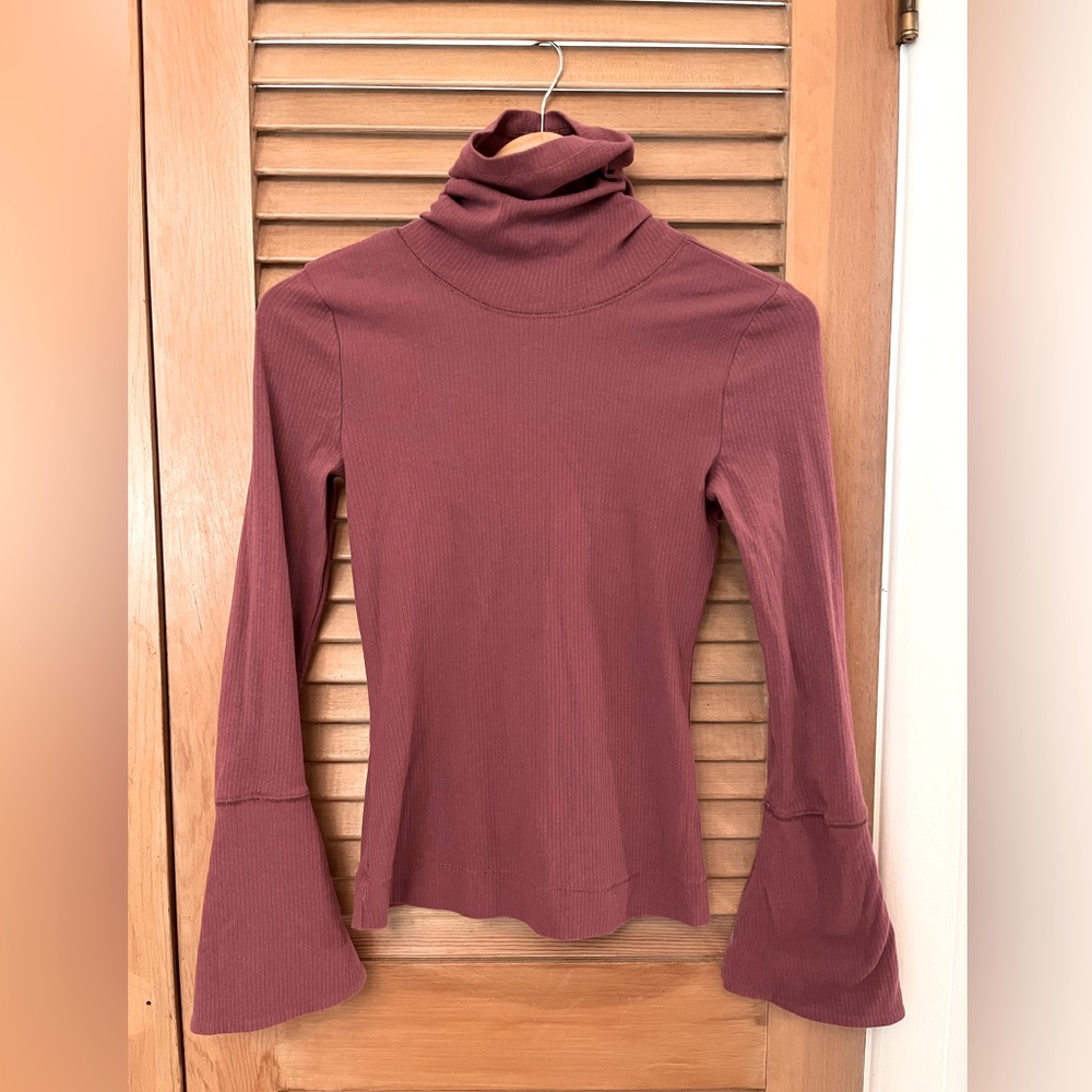 FREE PEOPLE Intimately Sydney Ribbed Long Flounce Sleeved Turtleneck Mauve Small